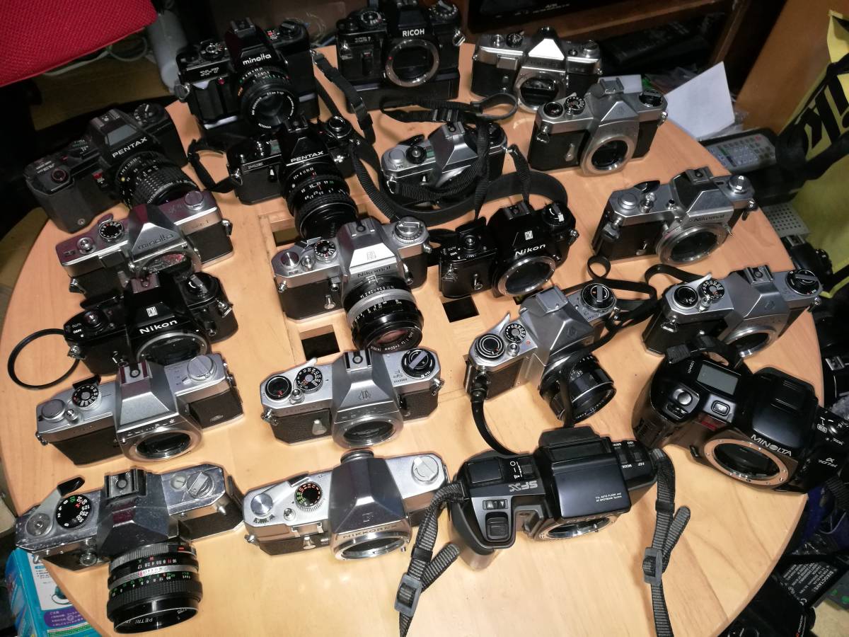 驚きの破格値，SALE フィルムAF、MF一眼レフカメラ まとめて20台