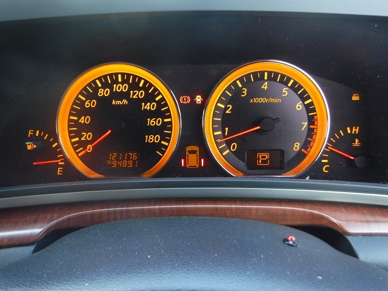 E51 エルグランド ハイウェイスター 中期(E51) 純正 破損無 取付OK