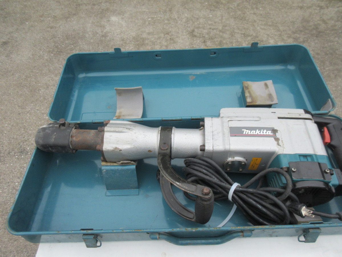 送料無料】マキタ 電動ハンマ HM1303 100V 1450/min 1300W はつり 大型 