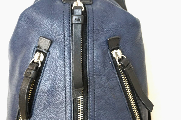 美品 COACH コーチ メンズ トンプソンレザースリングパック ボディ