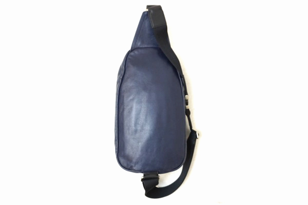 美品 COACH コーチ メンズ トンプソンレザースリングパック ボディ