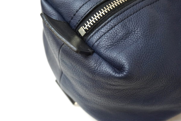 美品 COACH コーチ メンズ トンプソンレザースリングパック ボディ