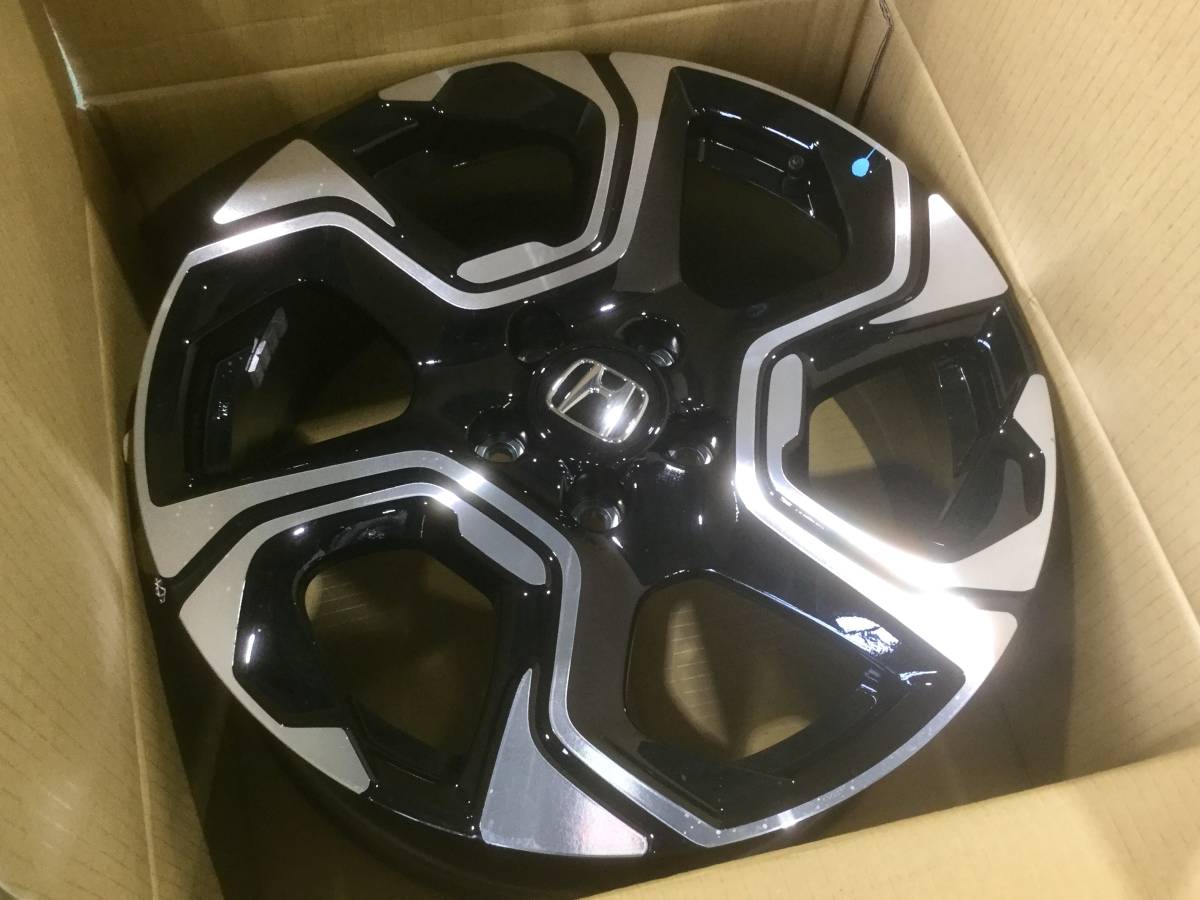 ホンダ CR-V 純正アルミホイール 現行型 新車外し品 18×7.5 +45 114.3