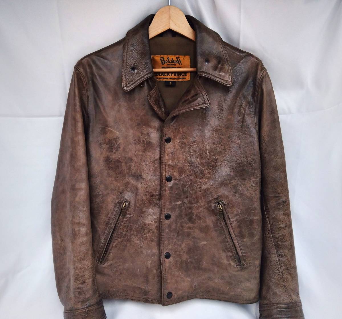  90年代 レザー 革ジャン Belstaff ベルスタッフ BLACK PRINCE イタリア製 Sサイズ(Sサイズ)｜売買されたオークション情報、yahooの商品情報をアーカイブ公開 - オークファン Sサイズ