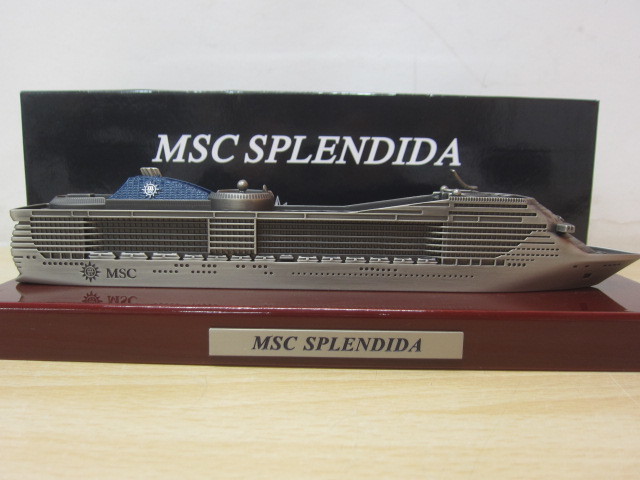 1734REZ☆MSC SPLENDIDA(スプレンディダ) 船の置物 箱入り 模型☆中古