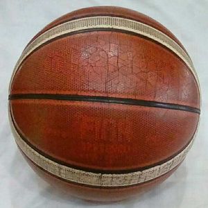 中古品 バスケットボール 7号 天然皮革製 12面体「molten BGL7X GL7X」(検) molten モル