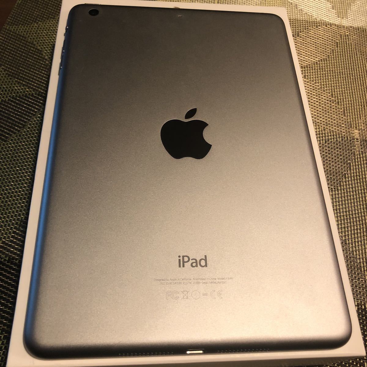 iPad mini3 16G スペースグレー　 Wi-Fiモデル　中古　美品　管理番号0123D_9