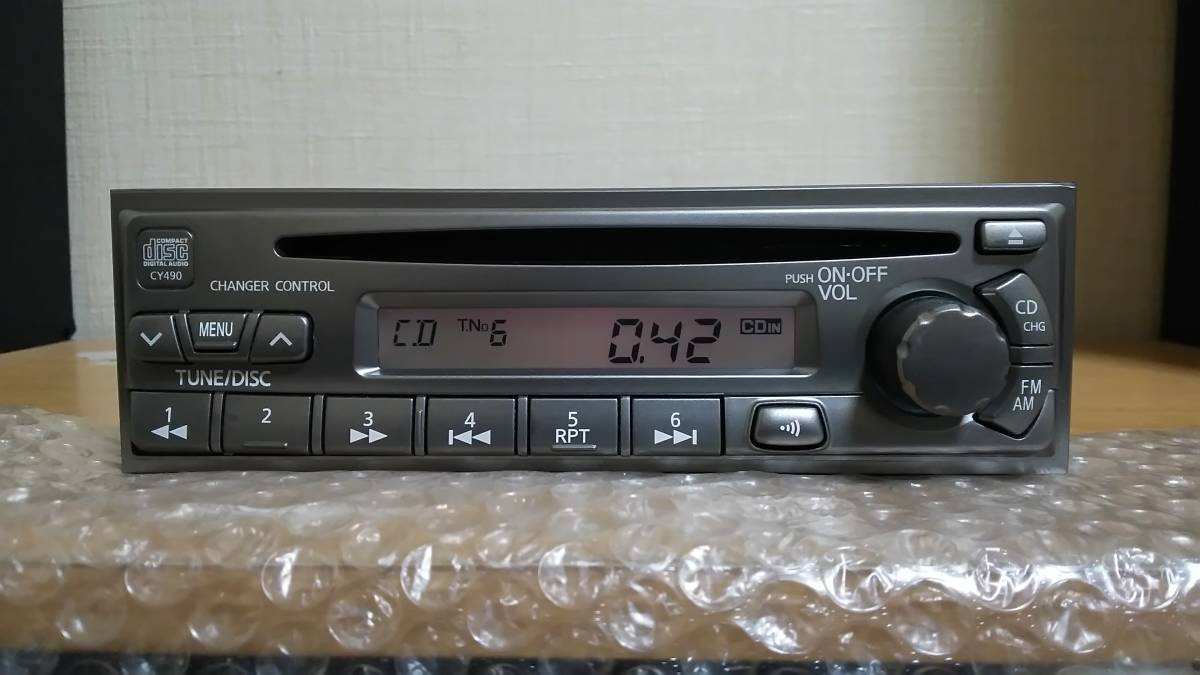 カーオーディオ メルカリ 日産 日産純正CDデッキ RM-V52SAX バブル期の 