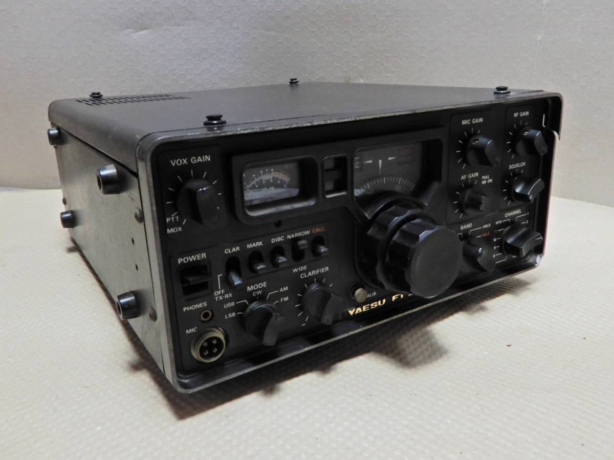 DN0670☆1スタ☆YAESU/八重洲 オールモード無線機 FT-221 未チェック