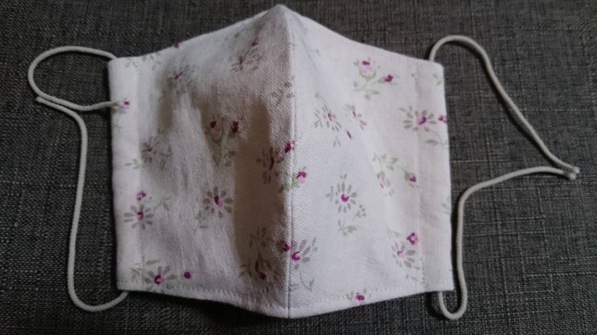 立体マスク ハンドメイド 大人 女性用 薄ピンクベージュ 花柄_1