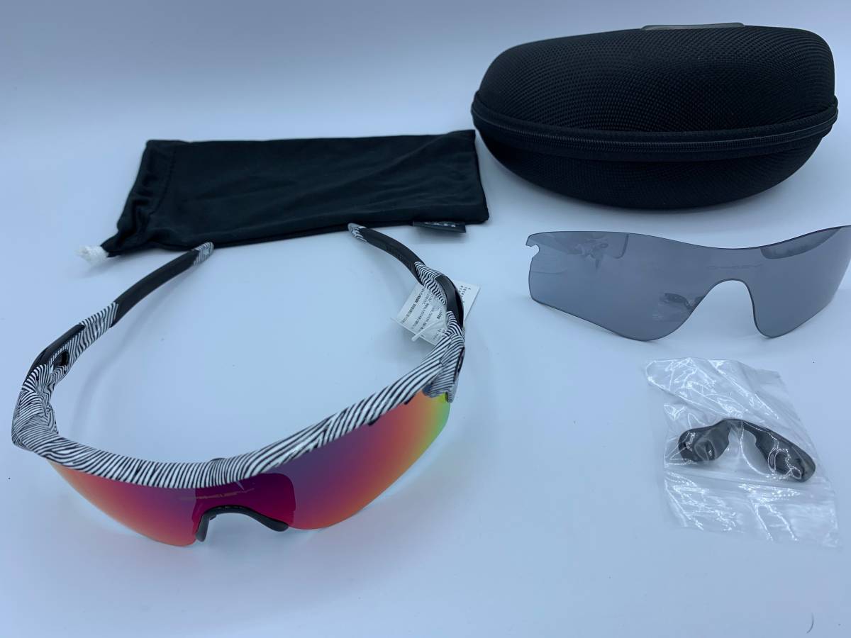  OAKLEY オークリー RADERLOCK PATH レーダーロックパス ２レンズセット(セル、プラスチックフレーム)｜売買されたオークション情報、yahooの商品情報をアーカイブ公開 - オークファン セル、プラスチックフレーム