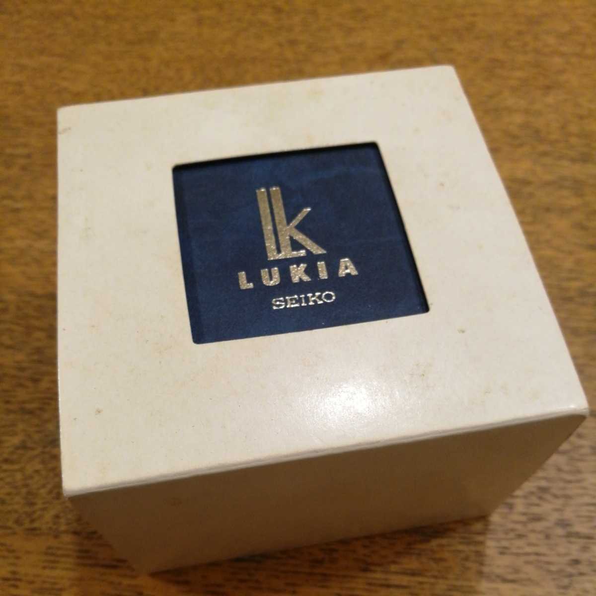 SEIKO LUKIA（7T92-0AA0）セイコー・ルキア・クロノグラフ　腕時計【電池交換・稼働品】_9