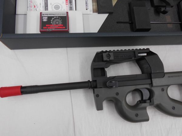 36 送120サ 0311*B02 東京マルイ 電動ガン 18禁 P90 PS90 HC ハイサイクル 多弾倉マガジン×2 中古品