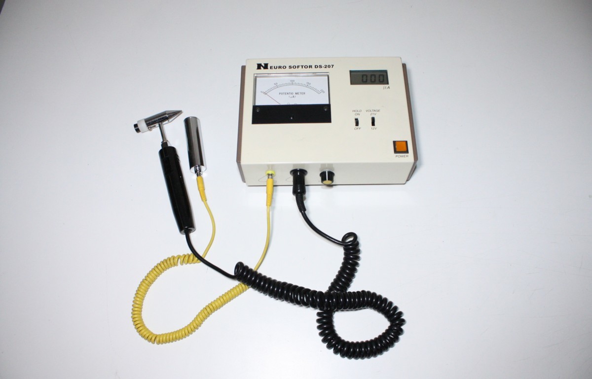 F269【中古】ノイロソフター DS-207 ノイロメーター 良導絡測定専用器