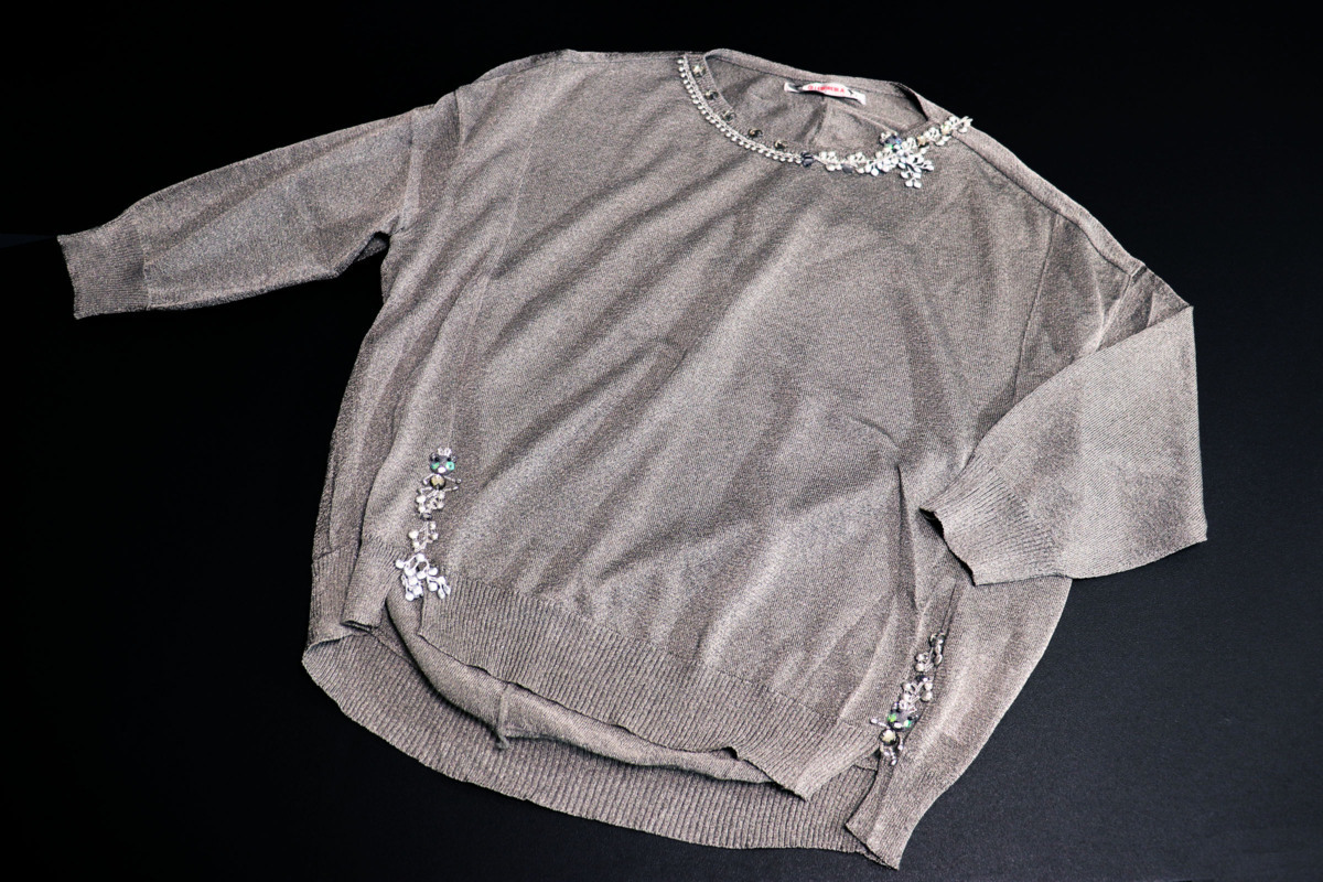 25SS✨タグ付新品✨オレボレブラ　ビジュー　 フリル 天竺 ニット　M 25SS✨タグ付新品✨オレボレブラ フリル 天竺 ニット M ビジュー 未