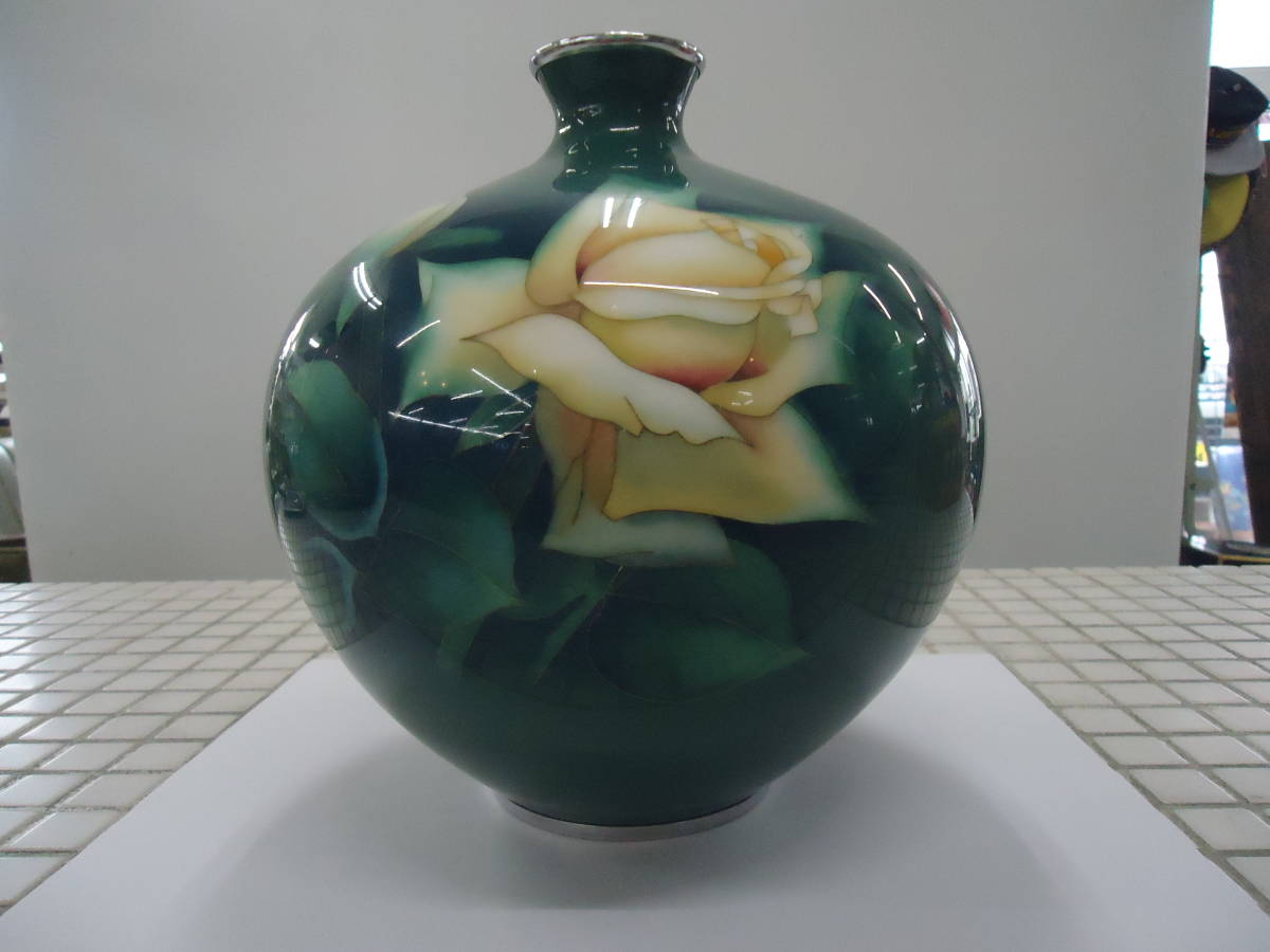 超激得，品質保証 安藤七宝 翡翠薔薇文七宝花瓶 宮内庁御用達 飾壷