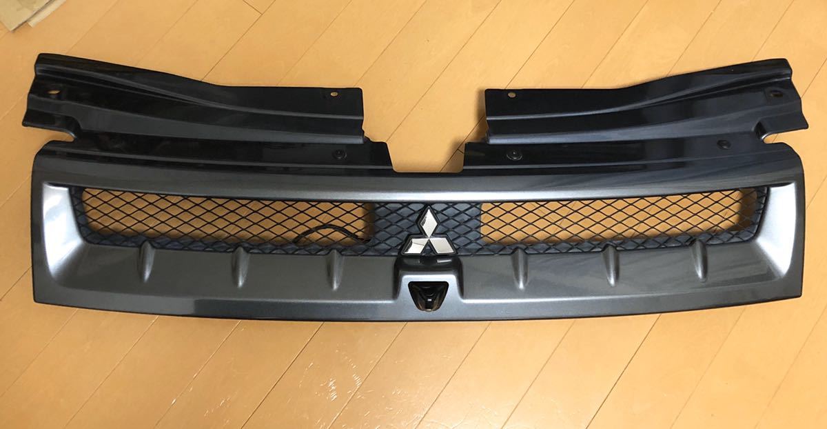 デリカ d5 前期 フロントグリル カスタム ディーゼル車 3DA-CV1W