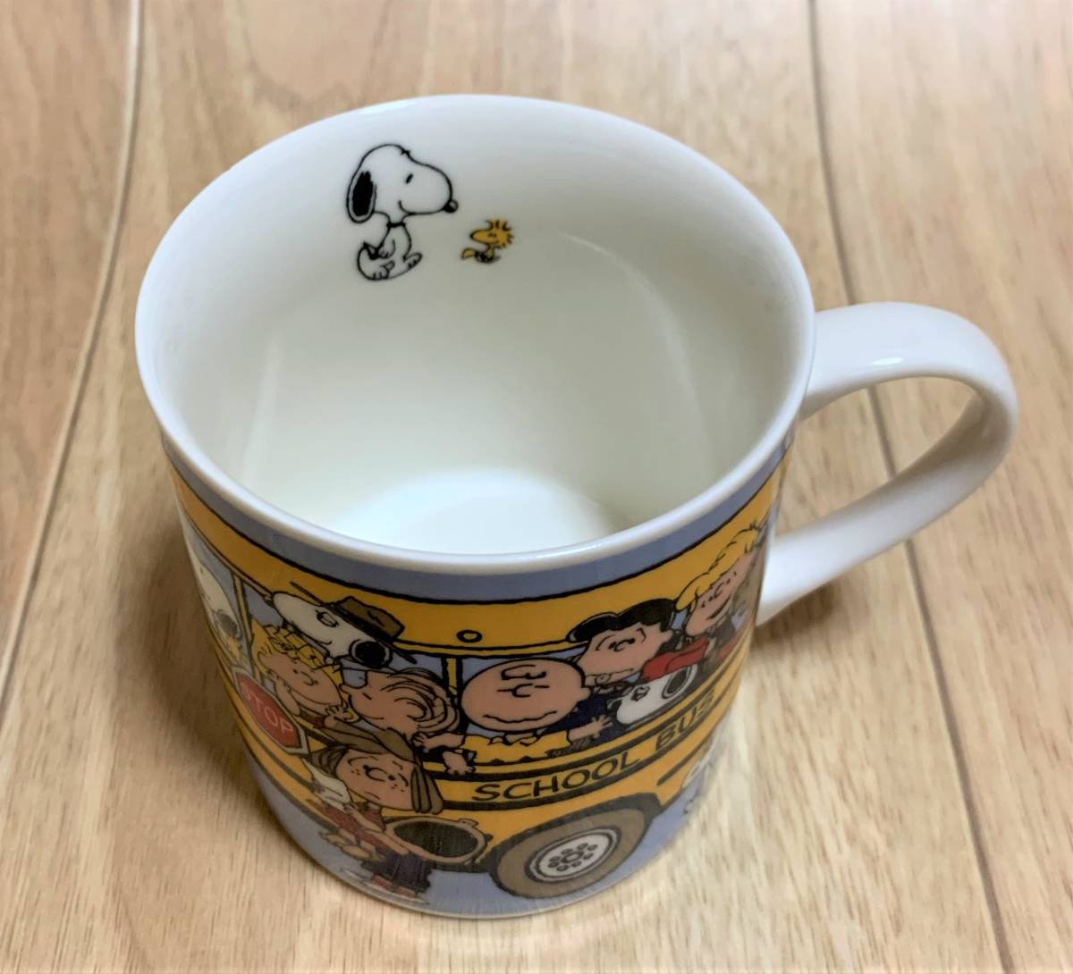 SNOOPY TOWN スヌーピータウン 原宿店限定 バス柄マグカップ