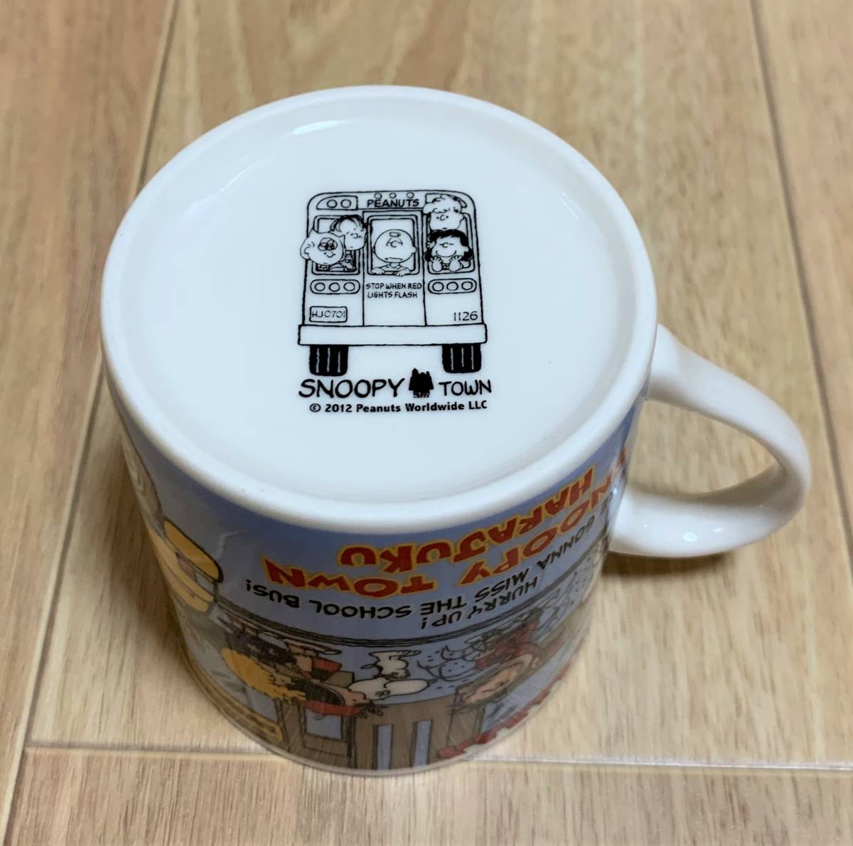 SNOOPY TOWN スヌーピータウン 原宿店限定 バス柄マグカップ