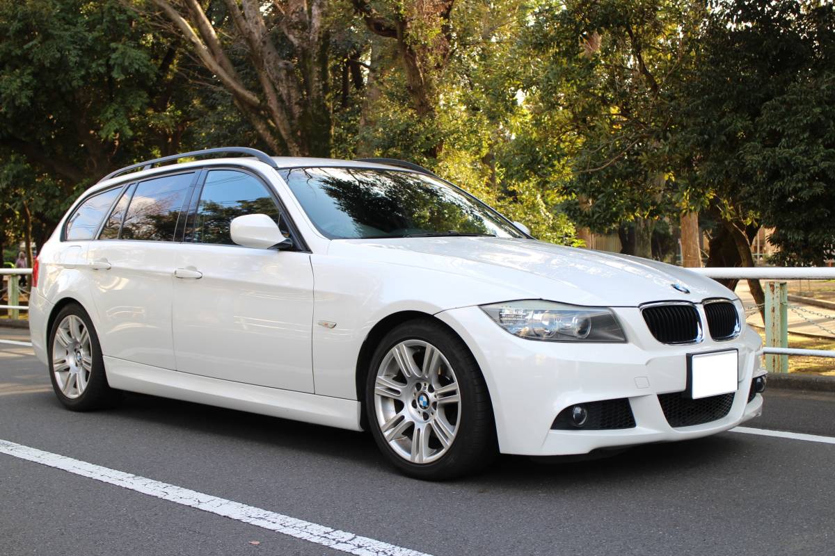 BMW 3シリーズ 320iツーリング ハイラインパッケージ BMW 直 