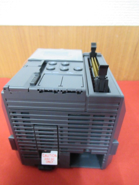 【4254-①】★キーエンス KV-3000★KEYENCE プログラマブル コントローラ CPUユニット 箱付き 未使用 経年保管品 KV-3000 KEYENCE プログラマブル 0 UNIT シリーズ