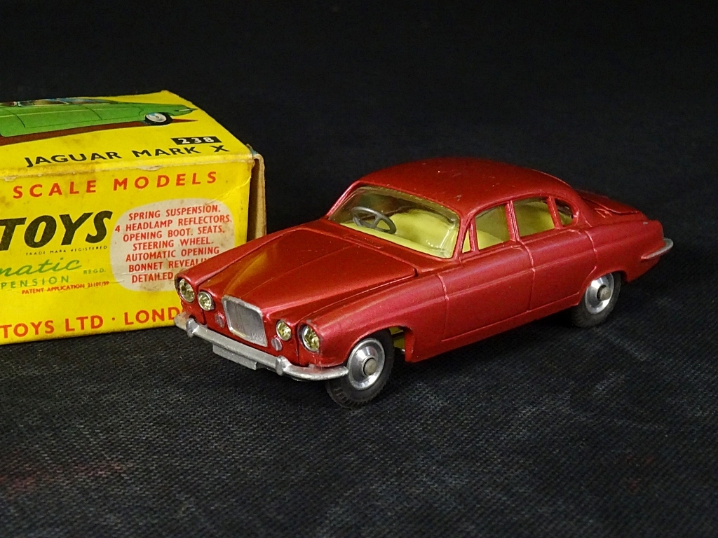 Corgi Jaguar 0 Mark X | Near toys Mint - |blue 1 Almost Very Mint⁄