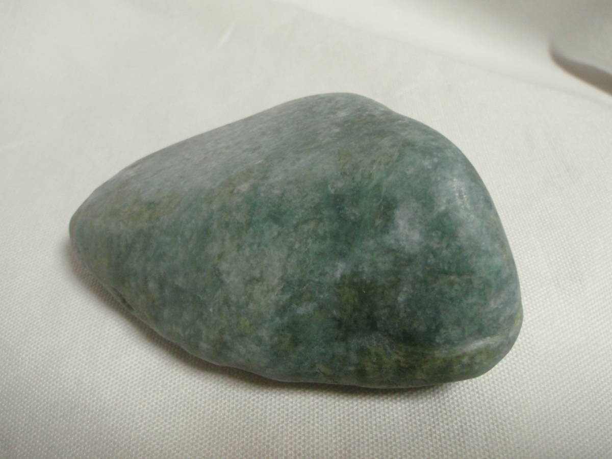 【お得，限定セール】 糸魚川 翡翠 ヒスイ 161 青系 230ｇ 原石 鉱物(原石)｜売買されたオークション情報、yahooの商品情報をアーカイブ公開 - オークファン 原石