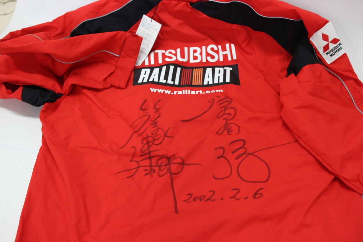 【新作入荷，SALE】 １円 おたからや G0314-05 三菱モーターズ 2002.2.6 パリダカ優勝 サインジャケット 増岡浩/篠塚健次郎 Lサイズ(その他)｜売買されたオークション情報、yahooの商品情報をアーカイブ公開 - オーク その他