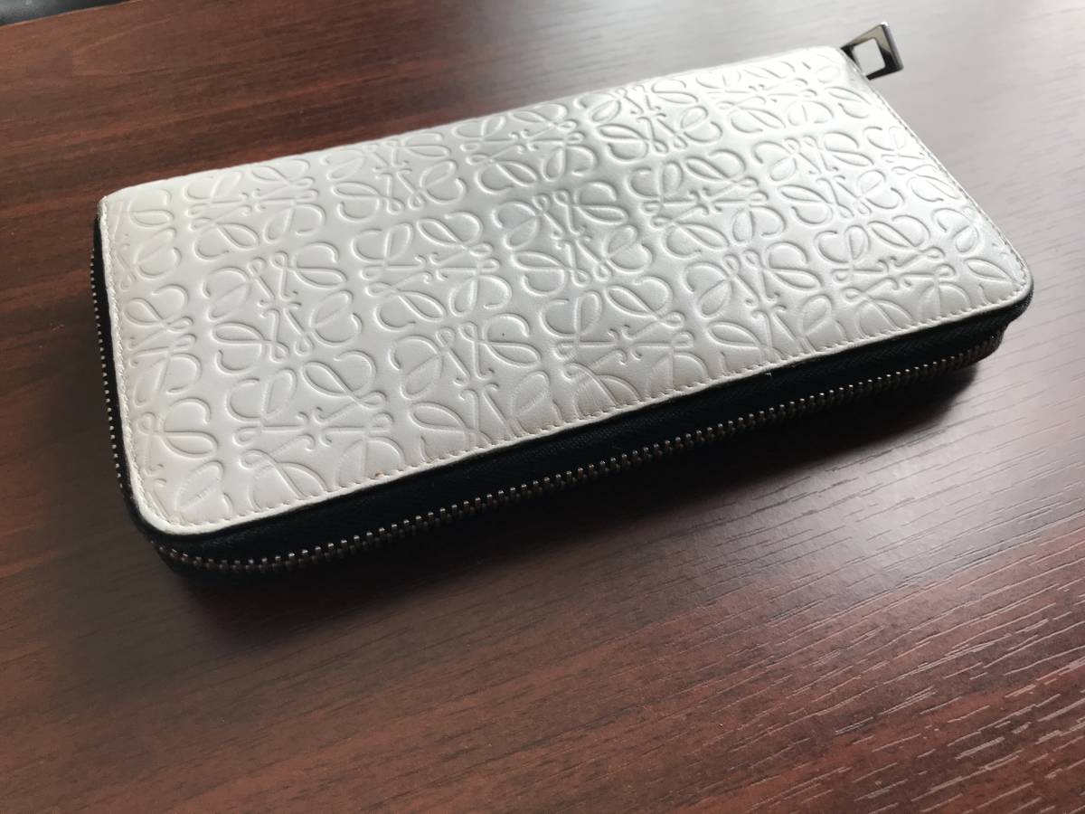 ラウンドジップ LOEWE(ロエベ) - ブランド ロエベ 長財布(レディース 