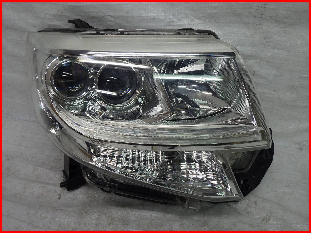 タントカスタム LA600S LEDヘッドライト右 KOITO 100-51392 (L7