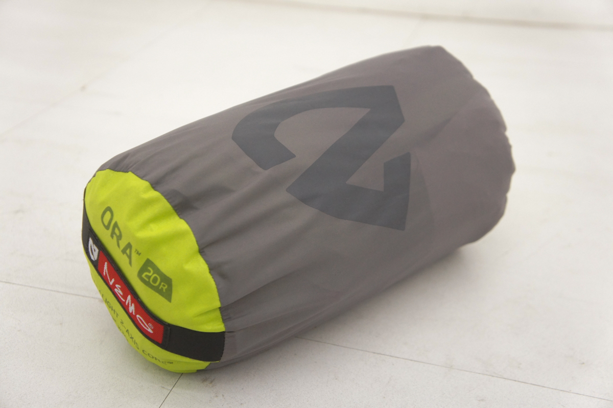 NEMO ニーモ ORA 20R オーラ ULTRALIGHT 2-AXIS CORE スリーピング