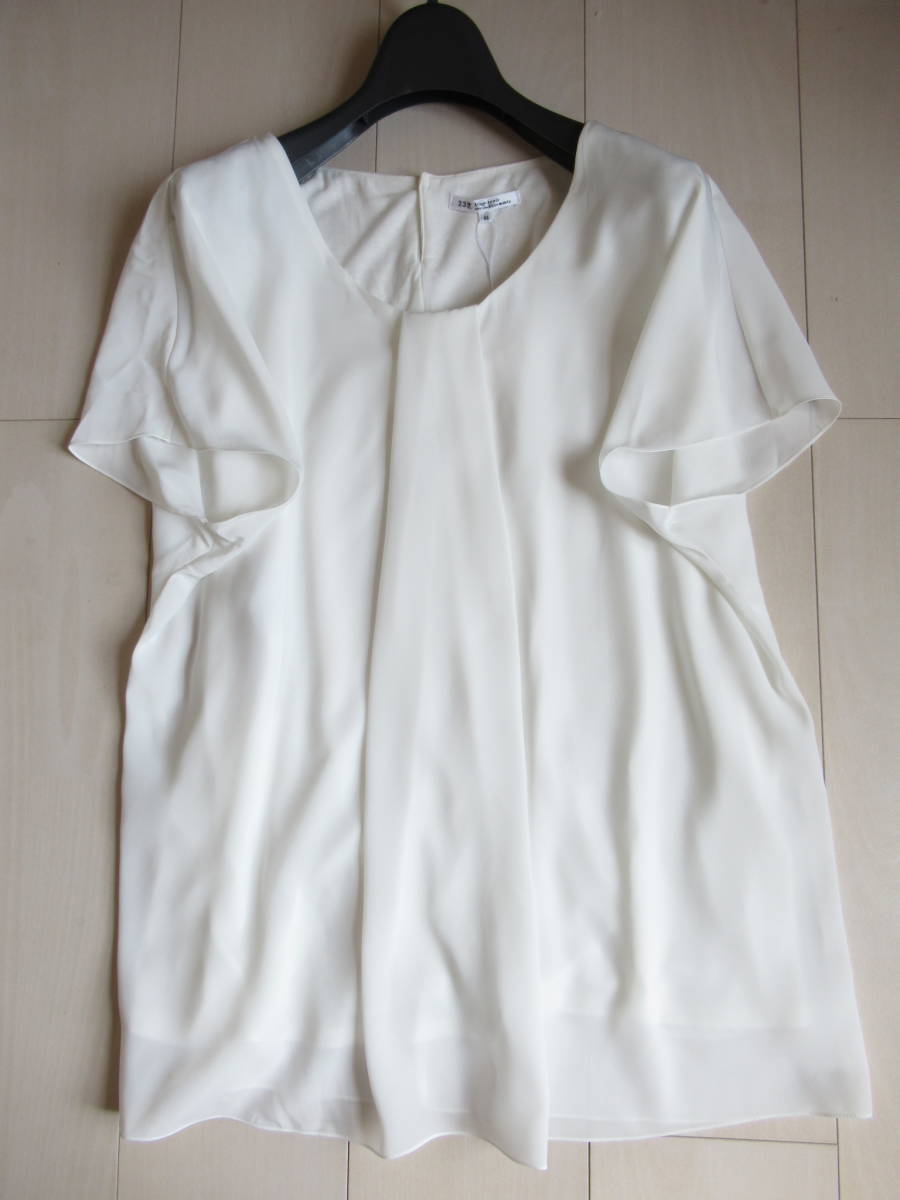 低価，お買い得 ２３区 大きいサイズ４４ 洗える シフォンカットソー 白(シャツ、ブラウス)｜売買されたオークション情報、yahooの商品情報をアーカイブ公開 - オークファン 女性用