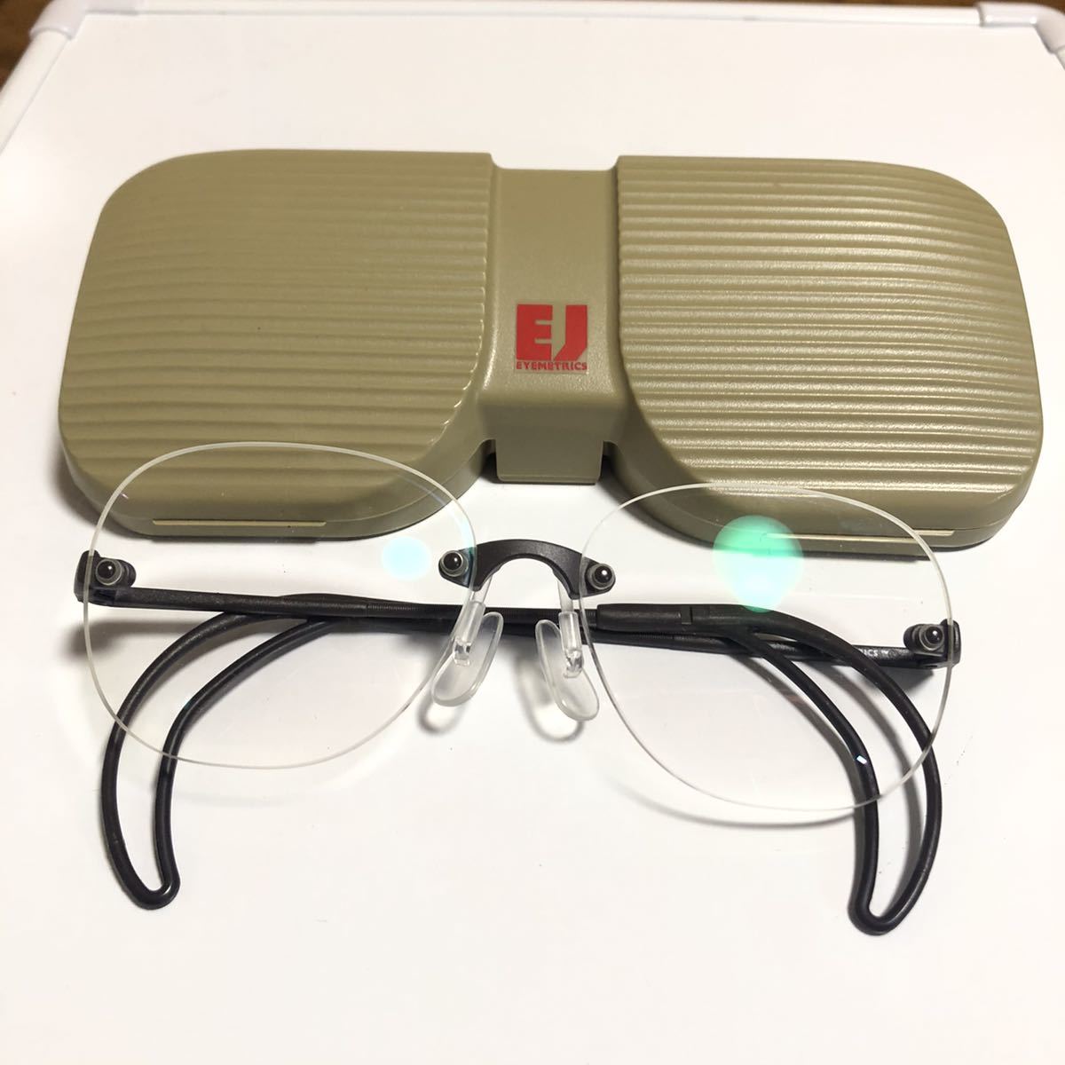 EYEMETRICS | アイメトリクス公式サイト (アイメトリクス)｜めがねの 