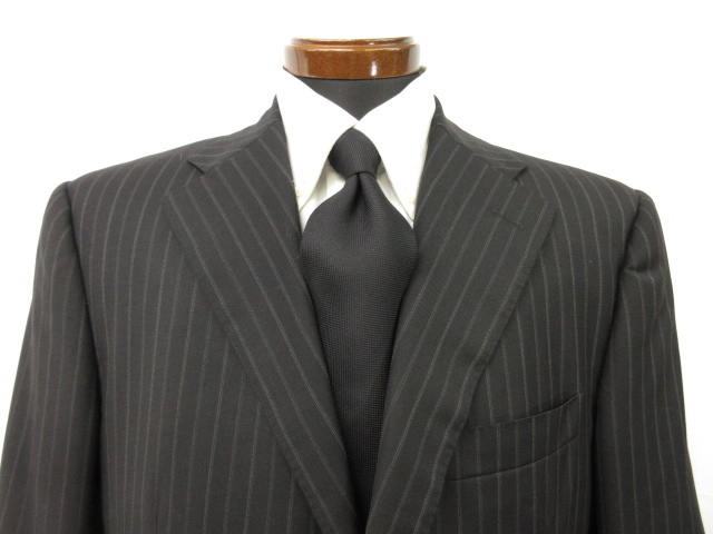 コルネリアーニ CORNELIANI】 SUPER150's 3ボタン段返り ストライプ柄