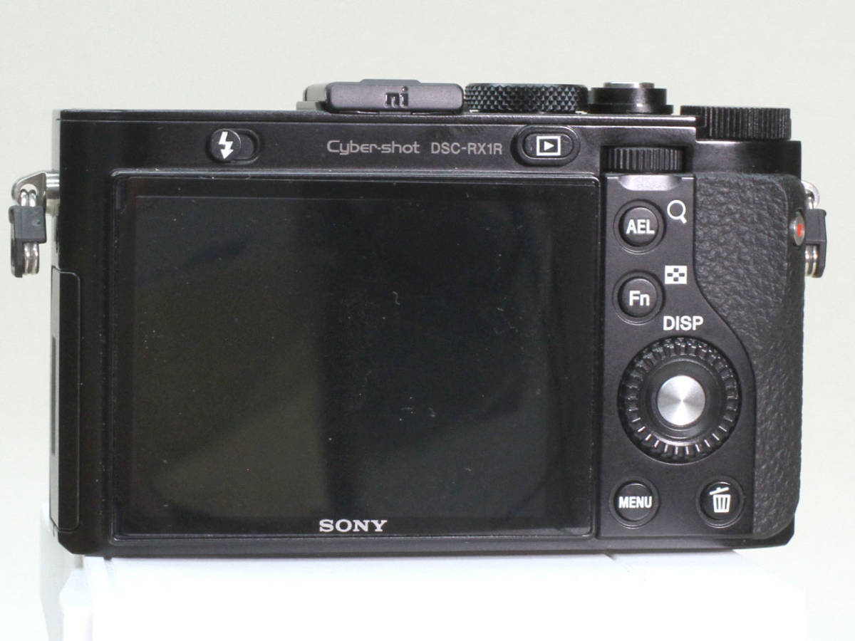 21】ソニー SONY RX1R(DSC-RX1R) + 電子ビューファインダーキット FDA