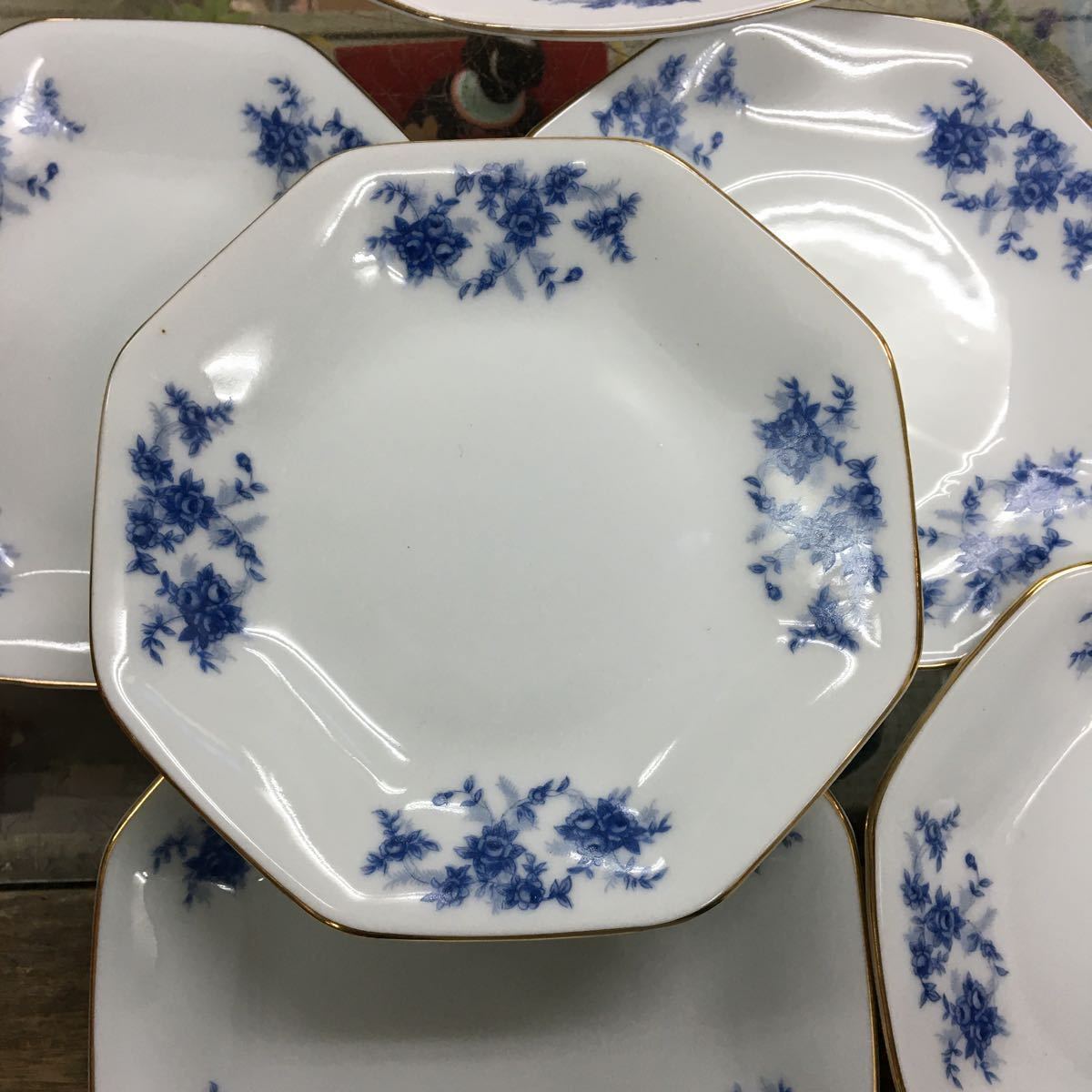 八角皿 | レトロ中華 - 中華 6&frasl;11迄昭和レトロ 平皿 スーパーSALE限定クーポン配布中 角皿 古伊万里 [山水風景文図] 八角絵皿 年代物 染付 kinari 洋食