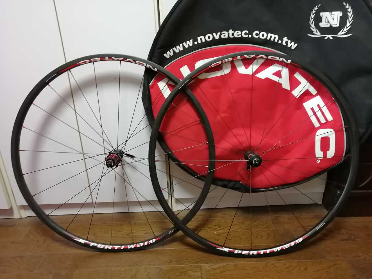 大人気，人気SALE 超軽量1100g NOVATEC X-PERTI W319 カーボンチューブラーホイール カーボンハブ仕様 純正2本入バッグ付 定価192500円 本家オリジナル(27インチ、700C)｜売買されたオークション情報、yahooの商品情報を ホイール（完組、手組）