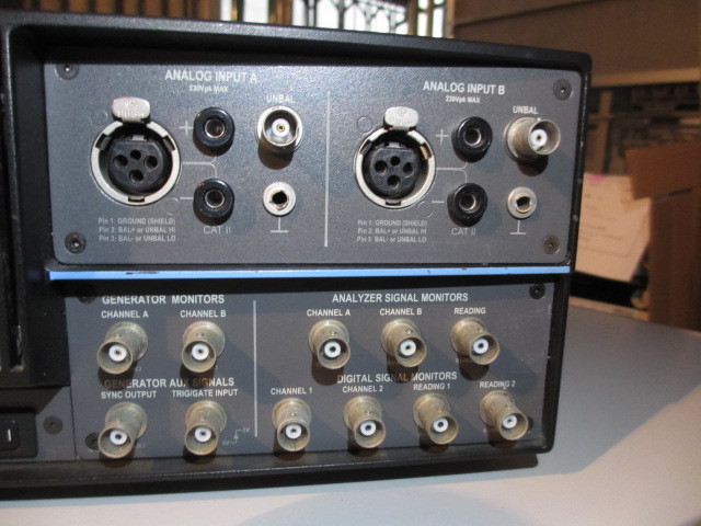 Audio Precision Rear Panel Audio Precision CASCADE SYS-2522 SYSTEM TWO CASCADE DUAL DOMAIN(ハンディ ...