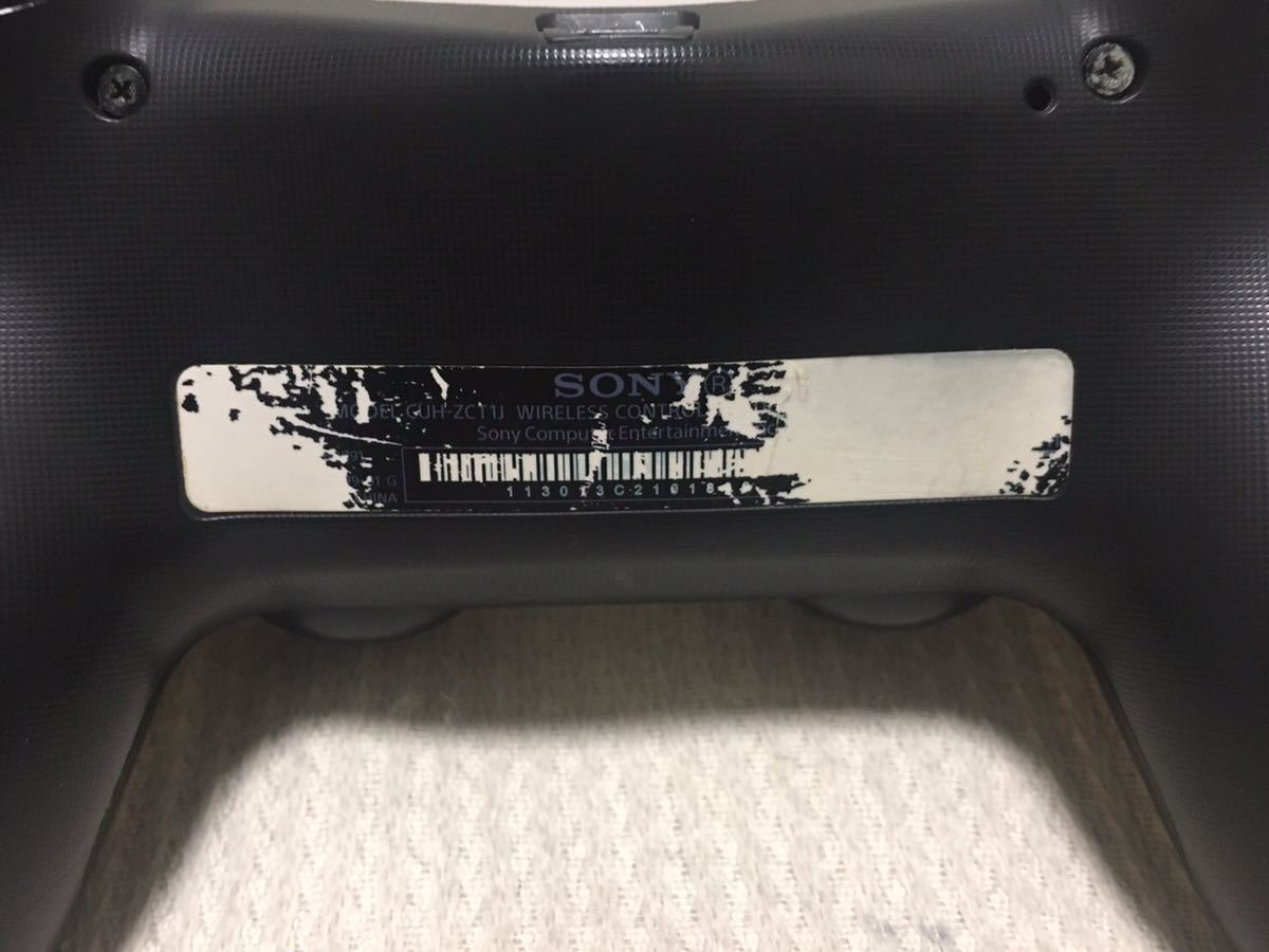 ★1円～★PS4 後期型コントローラー本体セット【ワイヤレス (DUALSHOCK 4) ★マグマレッド】CUH-ZCT2J★USBケーブル付★送料一律520円有 PS4 コントローラー 本体 純正コントローラー ☆ 後期型