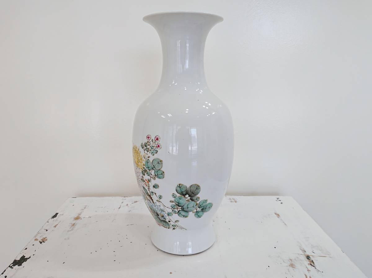 人気定番，本物保証 中国花器 白磁花瓶「花鳥」⌒◇⌒ 40年程前