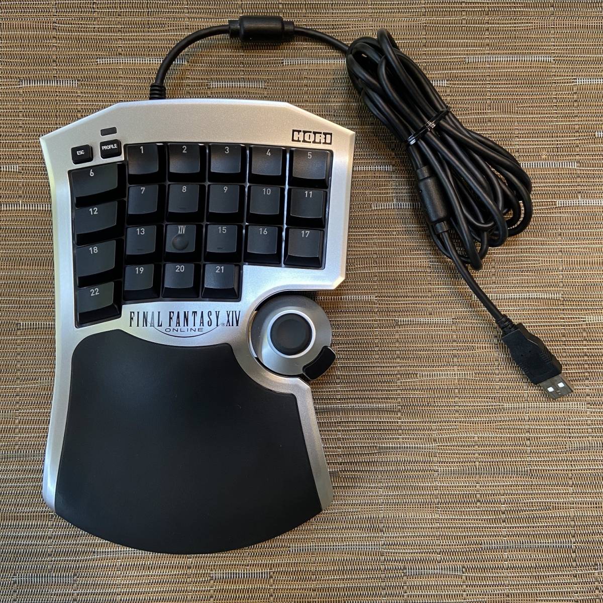 タクティカルアサルトコマンダー ASSAULT HORI HPC-038 COMMANDER