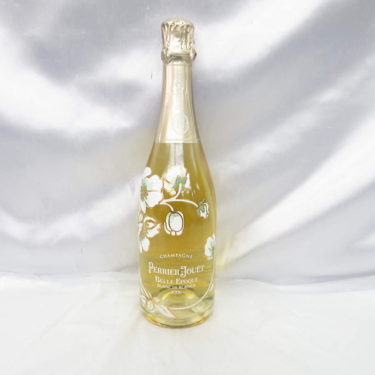 セール，定番 未開栓 PERRIER-JOUET BELLE EPOQUE ペリエ ジュエ ベルエポック ブラン ド ブラン 2006 シャンパン 750ml 12.5% 10596361(その他)｜売買されたオークション情報、yahooの商品情報をアーカイブ公開 - オークフ スパークリング