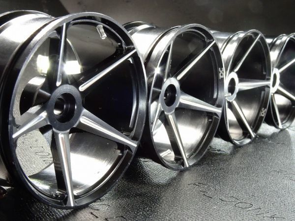 驚きの破格値，高品質 DC製 オフ9X2オフ6X2 アルミ CNC ホイール 1セット４本 1/10車 1/10 RCカー用 シルバYD2 YDー2S 2WDドリフト シャーシキット 51728(ホイール)｜売買されたオークション情報、yahooの商品情報をアーカイブ ホイール