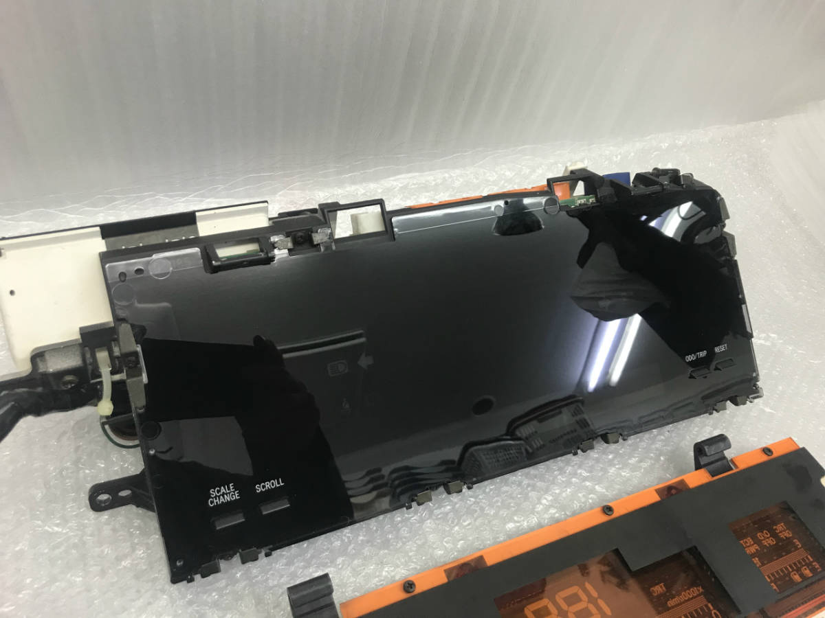 あ　1月2日まで 希少 マジェスタ 14系 純正 スピードメーター UZS141 走行25千km台