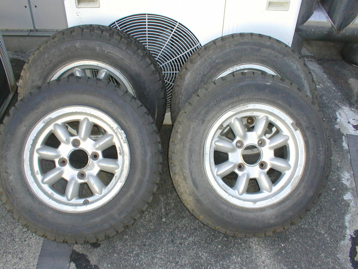 カローラ・アクア用の中古アルミ+REVO GZ 175/65R15 中古4本です 