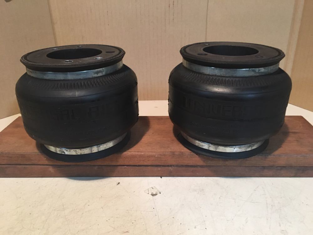 ユニバーサルエアー エアバッグ 7inch 貫通式 車高調 美品