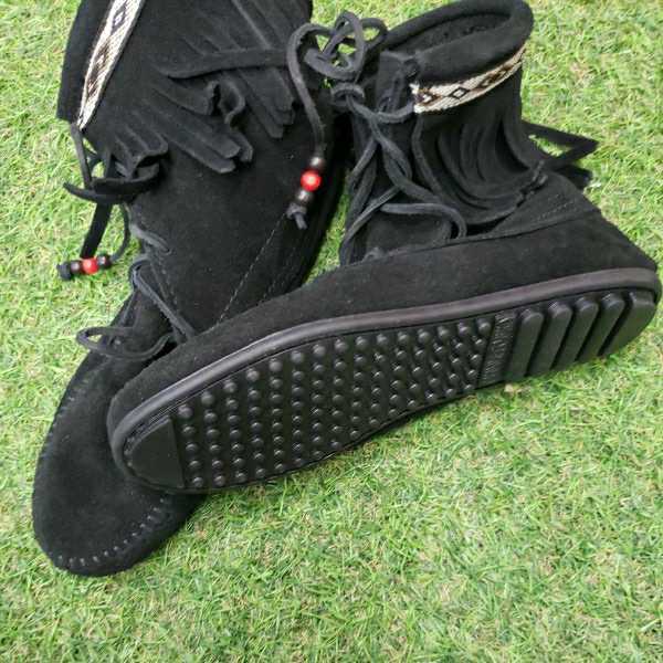 I229 Minnetonka ミネトンカ 429r 6サイズ Mサイズ シューズ 靴 ブーツ ファッション レディース 展示品 タグなし ミネトンカ 売買されたオークション情報 Yahooの商品情報をアーカイブ公開 オークファン Aucfan Com I229 Minnetonka ミネトンカ 429r 6サイズ Mサイズ シューズ 靴 ブーツ ファッション レディース 展示品 タグなし ミネトンカ 売買されたオークション情報 Yahooの商品情報をアーカイブ公開 オークファン Aucfan Com