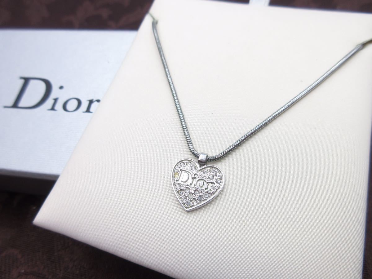 100%新品，本物保証 Christian Dior ネックレス ストーン ロゴ クリスチャン ディオール ヴィンテージ アクセサリー レディース 結婚式 レア ej-28-18(ネックレス（トップつき）)｜売買されたオークション情報、yahooの ネックレス（トップつき）