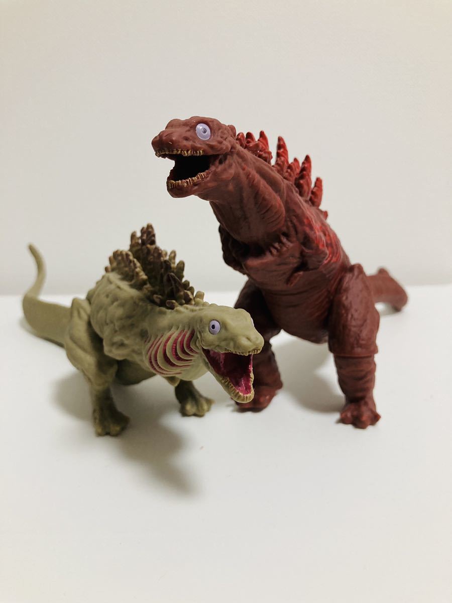 シンゴジラ フィギュア 蒲田くん 第二形態 2体セット ゴジラ 売買されたオークション情報 Yahooの商品情報をアーカイブ公開 オークファン Aucfan Com
