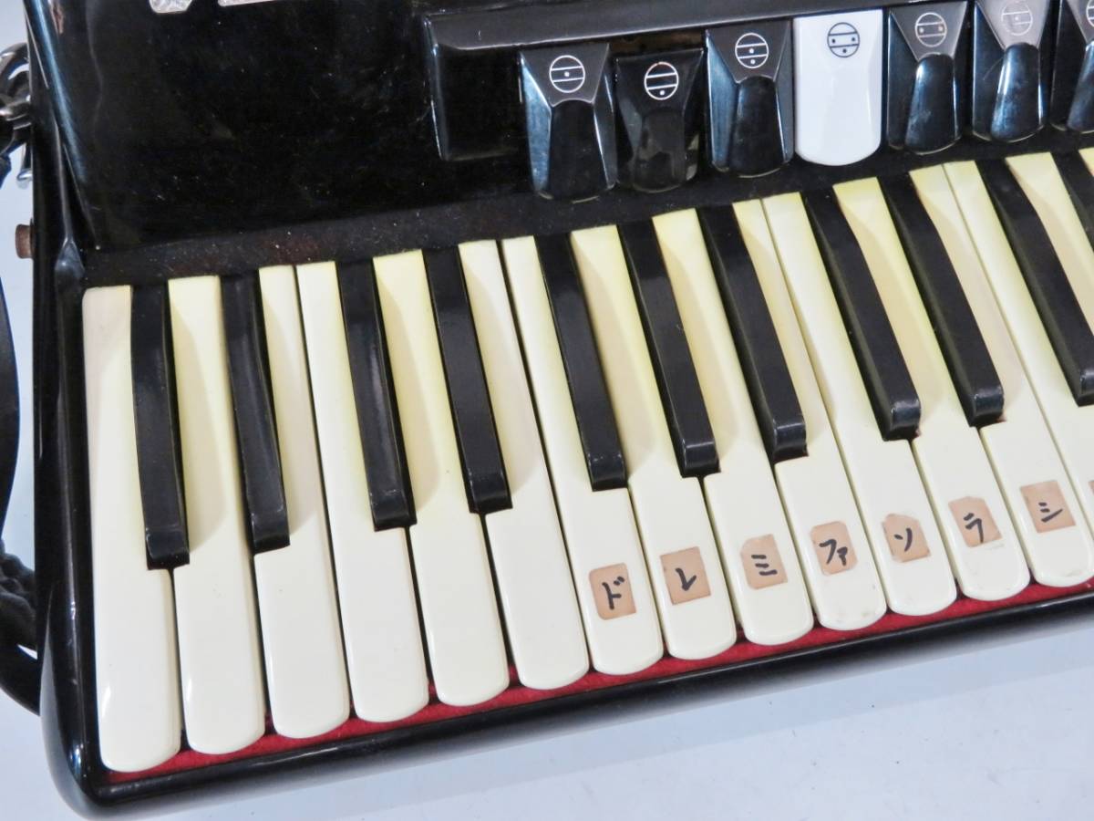 TOMBO/トンボ T80B アコーディオン 37鍵 80ベース(706 ケース付 【公式